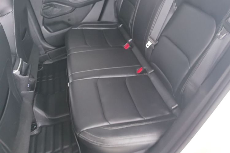 GEELY Emgrand 2025 car image #17