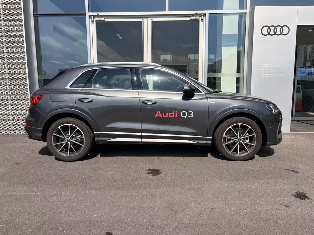 Audi Q3 2025 #6 Audi Q3 2025 car image #6