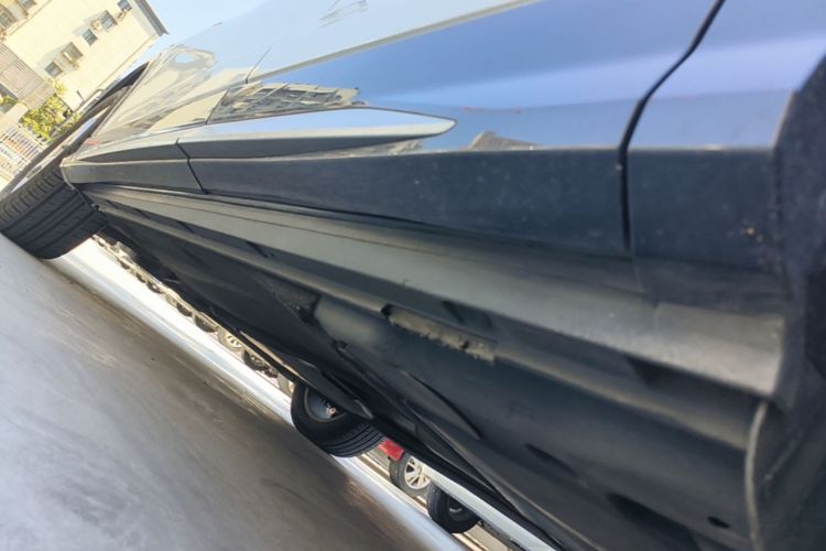 Audi Q3 2019 car image #27