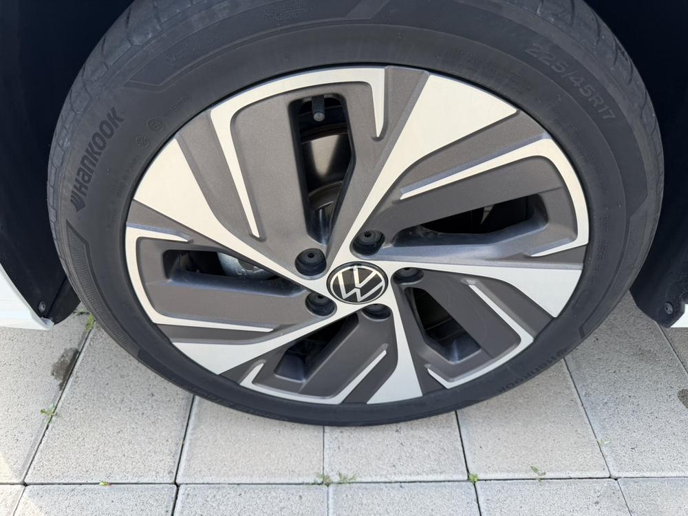 Volkswagen Bora 2022 car image #12
