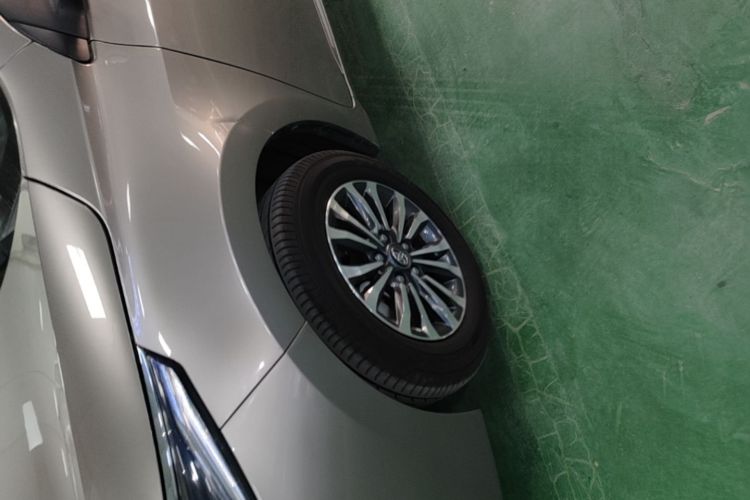 Toyota Corolla 2019 #9 Toyota Corolla 2019 car image #9