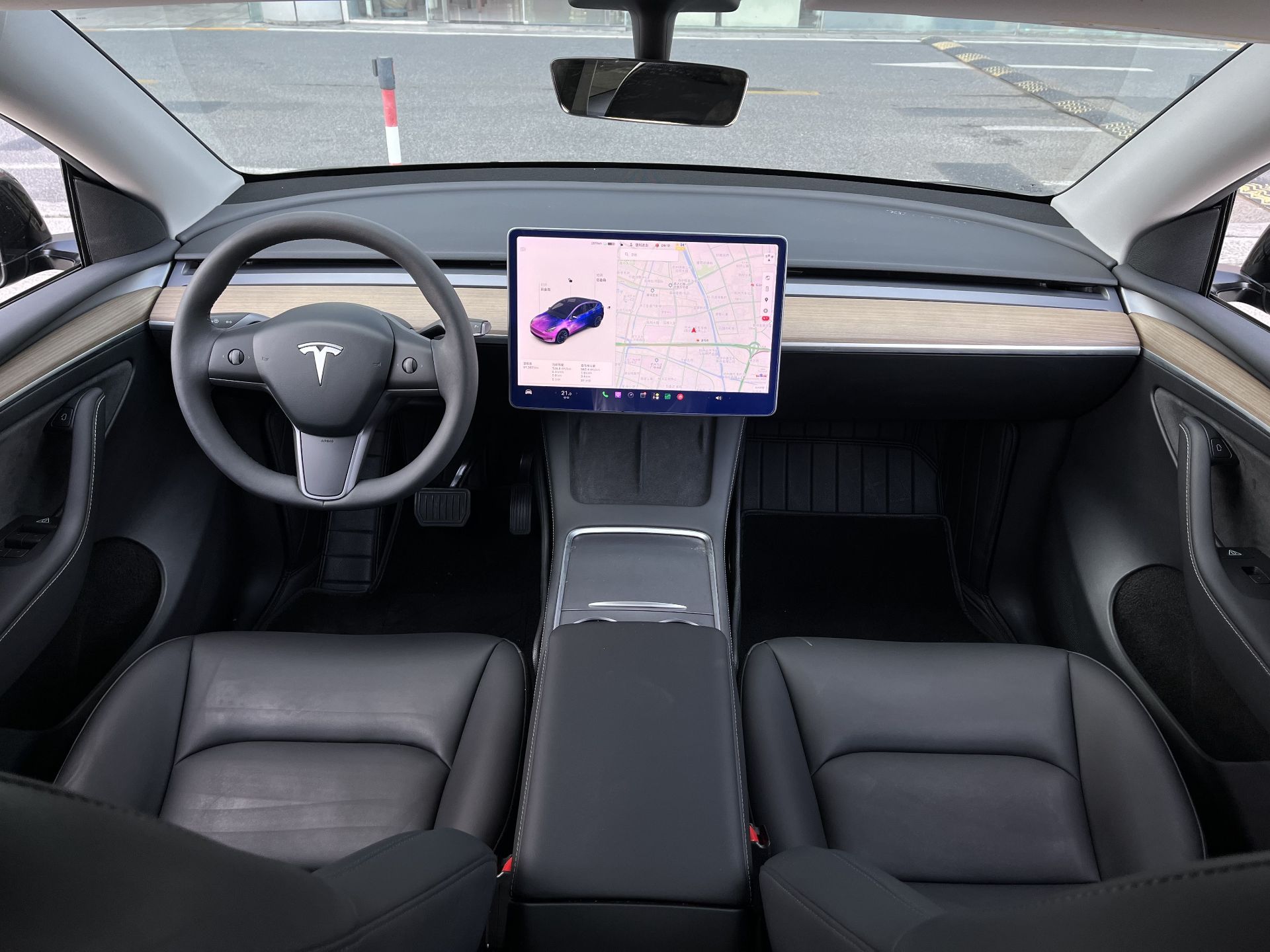 Tesla Model Y 2021 #2 Tesla Model Y 2021 car image #2