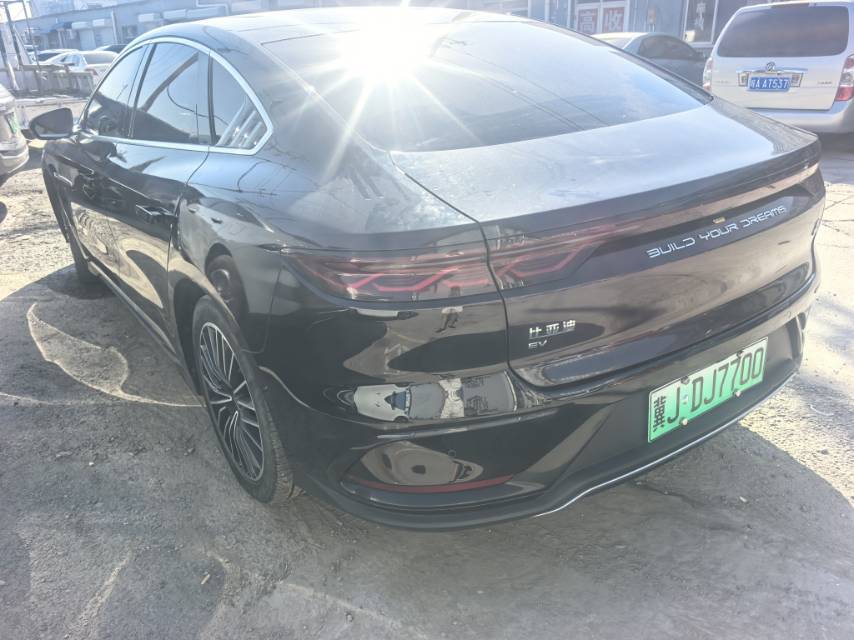 BYD Han 2023 image de voiture #4