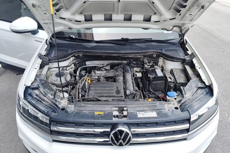 Volkswagen Tharu 2021 car image #20