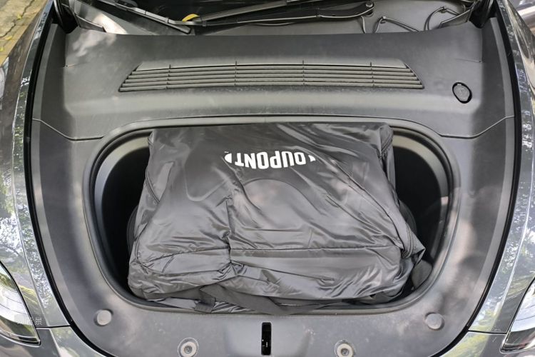 Tesla Model Y 2024 car image #22