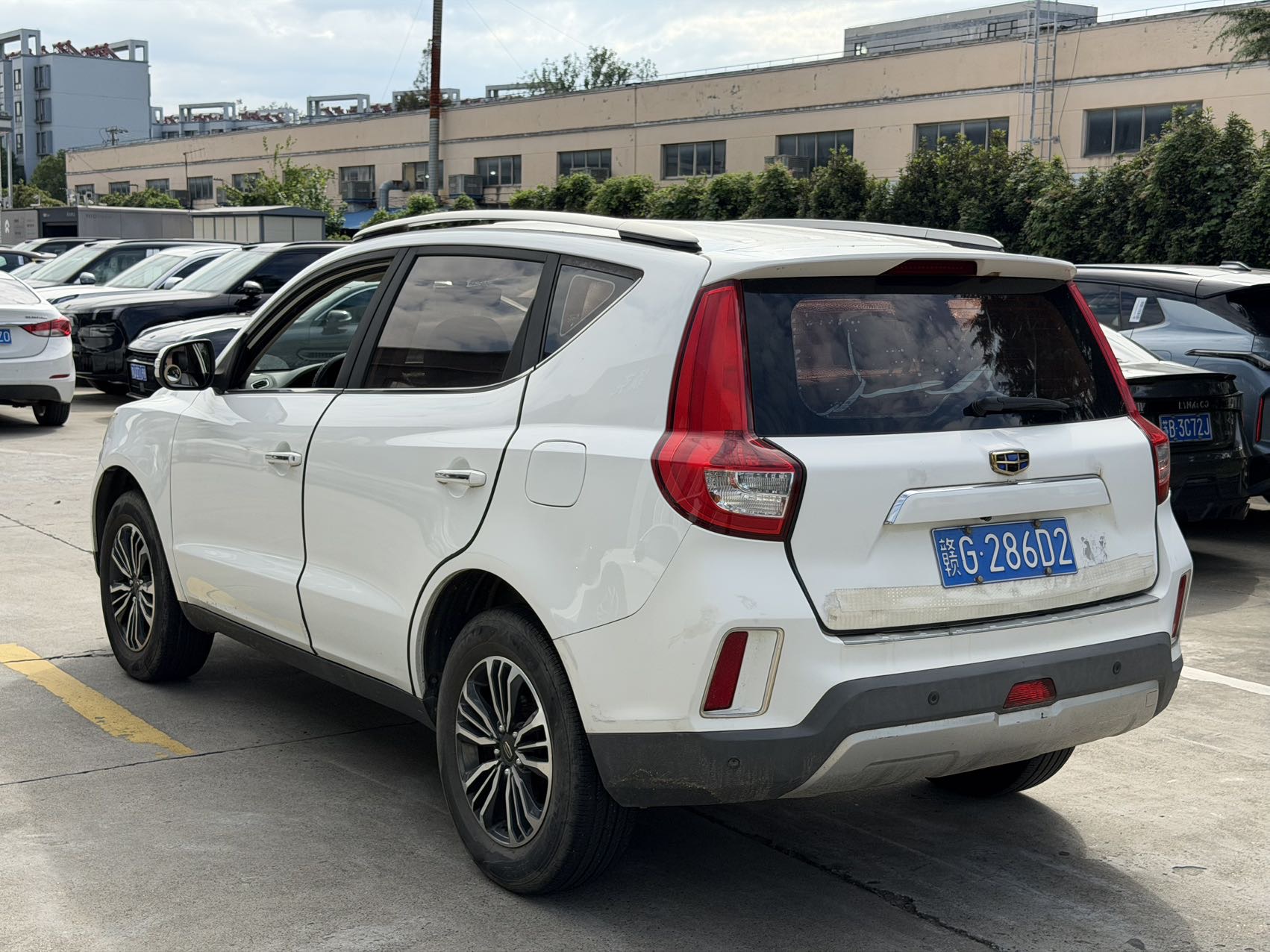 GEELY Vision X6 2017 #8 GEELY Vision X6 2017 изображение автомобиля #8