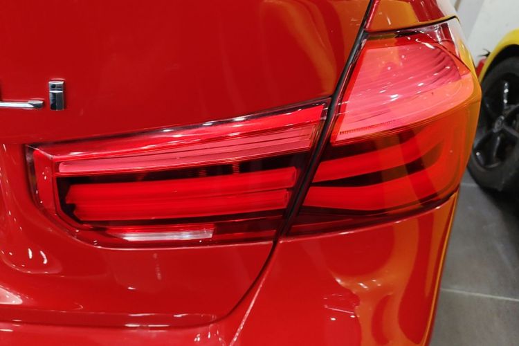 BMW 3 Series 2017 car image #8