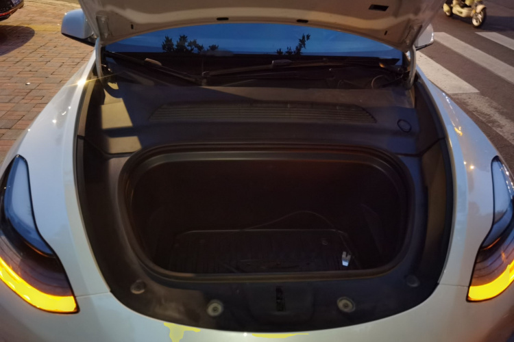 Tesla Model Y 2022 #22 Tesla Model Y 2022 car image #22