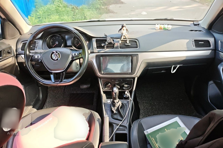 Volkswagen Lavida 2018 car image #11