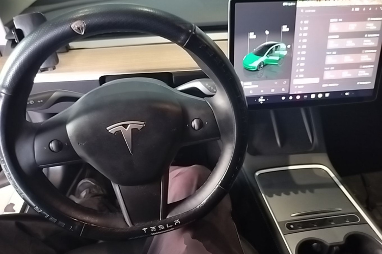 Tesla Model 3 2023 #10 Tesla Model 3 2023 car image #10