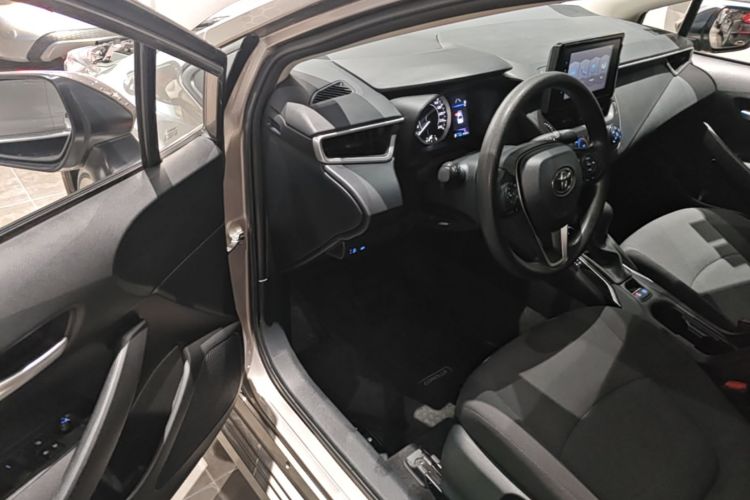 Toyota Corolla 2021 car image #12
