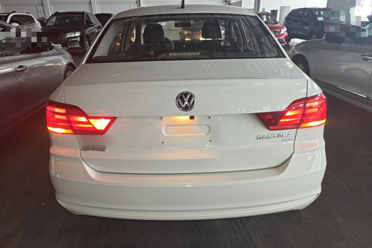 Volkswagen Santana 2018 car image #6