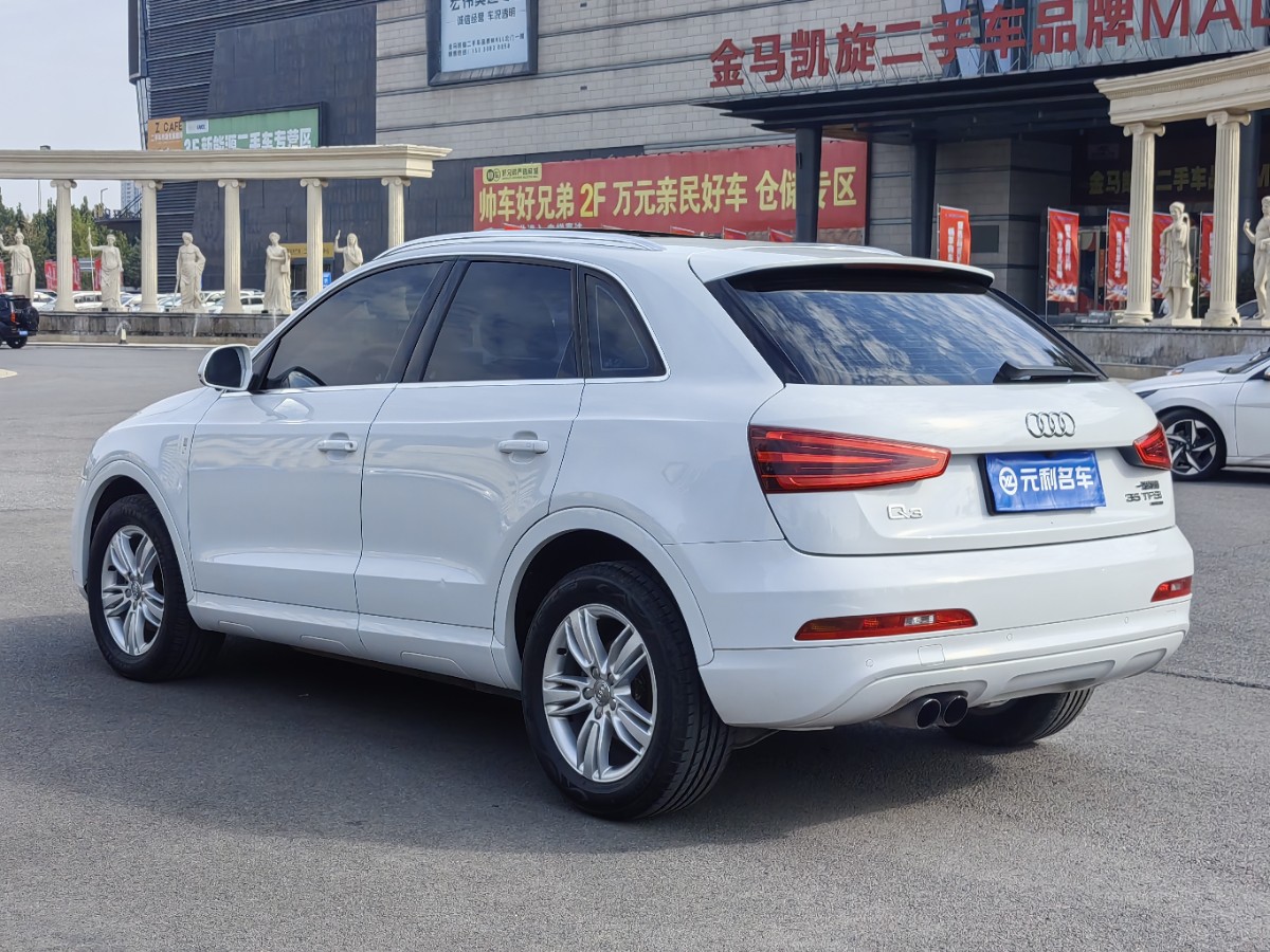 Audi Q3 2014 #15 Audi Q3 2014 car image #15