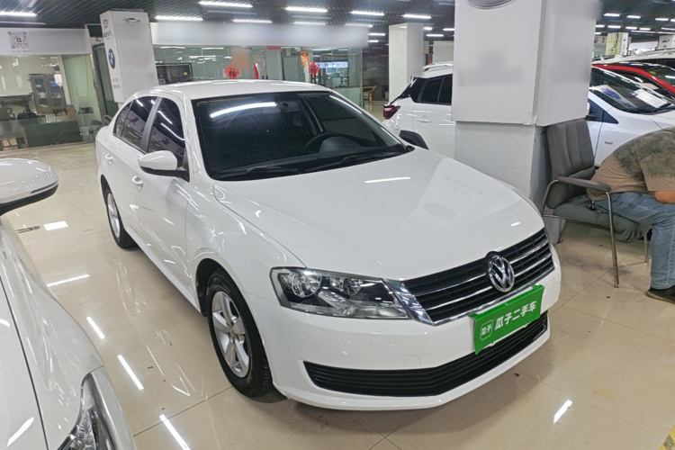 Volkswagen Lavida 2018 car image #4