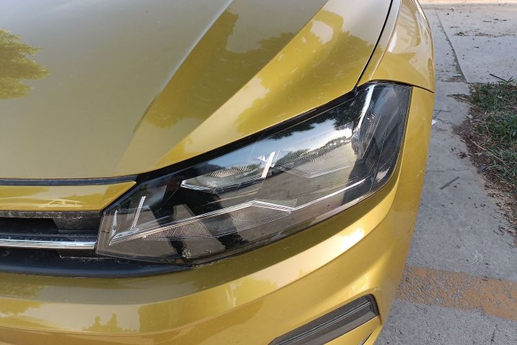 Volkswagen Polo 2019 car image #23