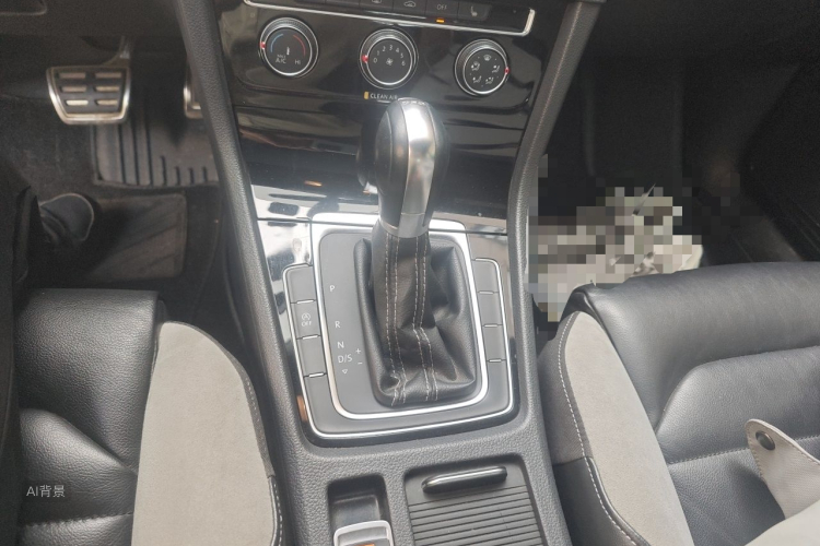 Volkswagen Golf 2016 car image #16