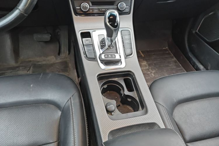 GEELY Emgrand GS 2016 #14 GEELY Emgrand GS 2016 image de voiture #14