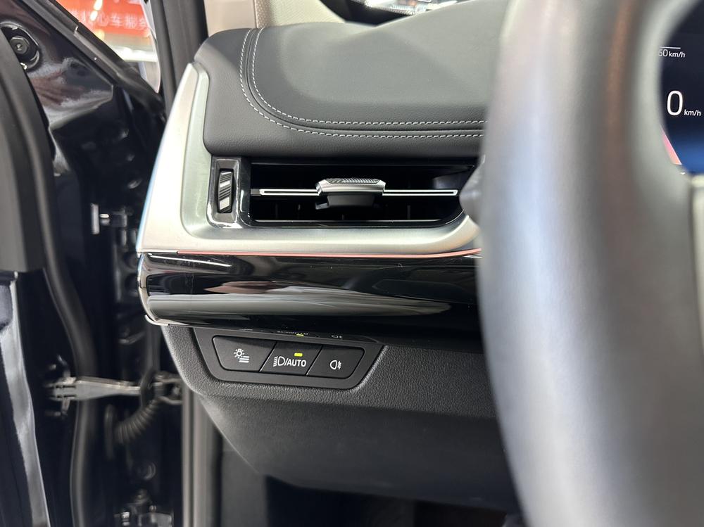 BMW X1 2023 image de voiture #12