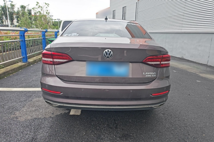 Volkswagen Lavida 2020 #6 Volkswagen Lavida 2020 car image #6