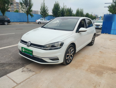Volkswagen Golf 2018 car image 