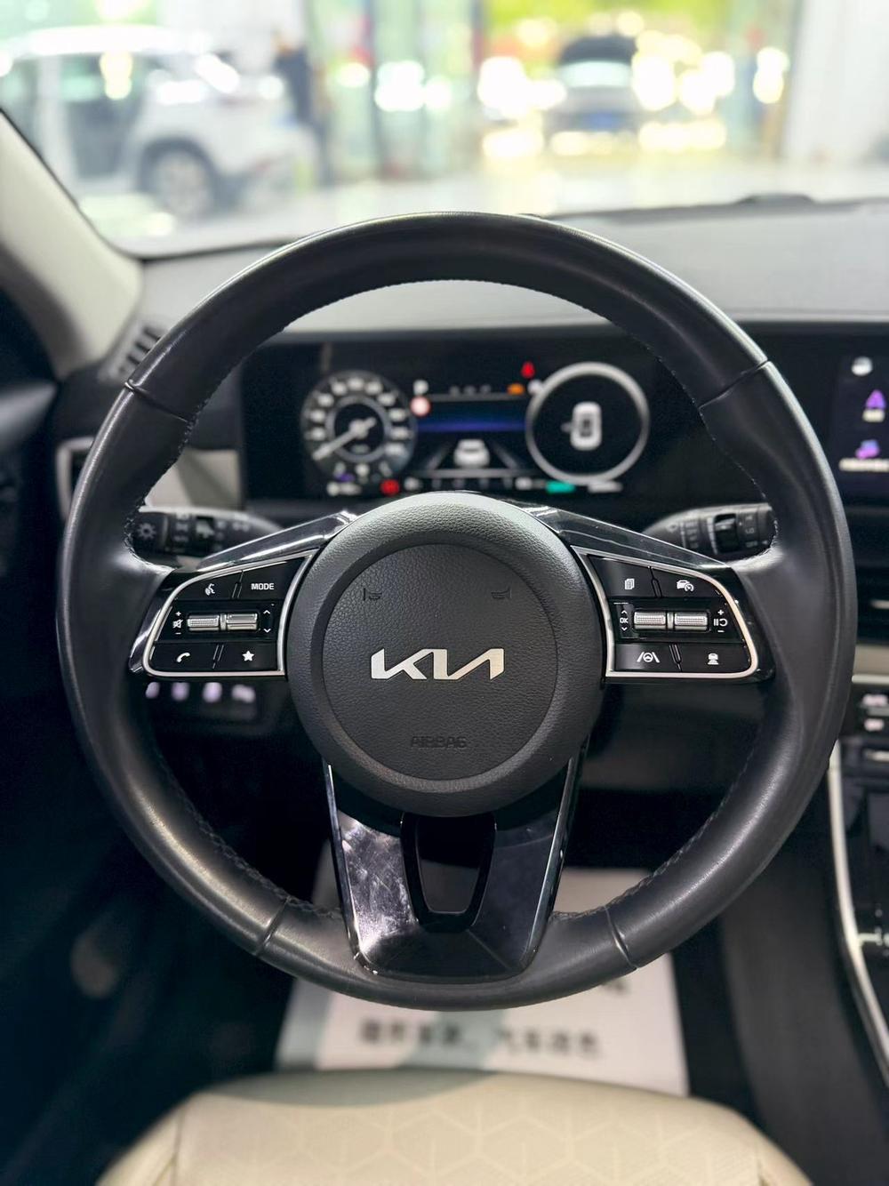 Kia Seltos 2023 #16 Kia Seltos 2023 car image #16