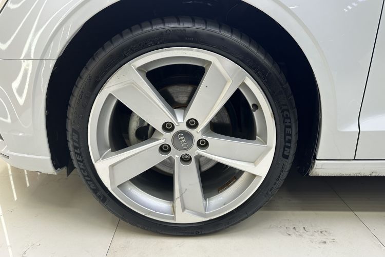 奥迪 奥迪A3 2019 汽车图片 #8