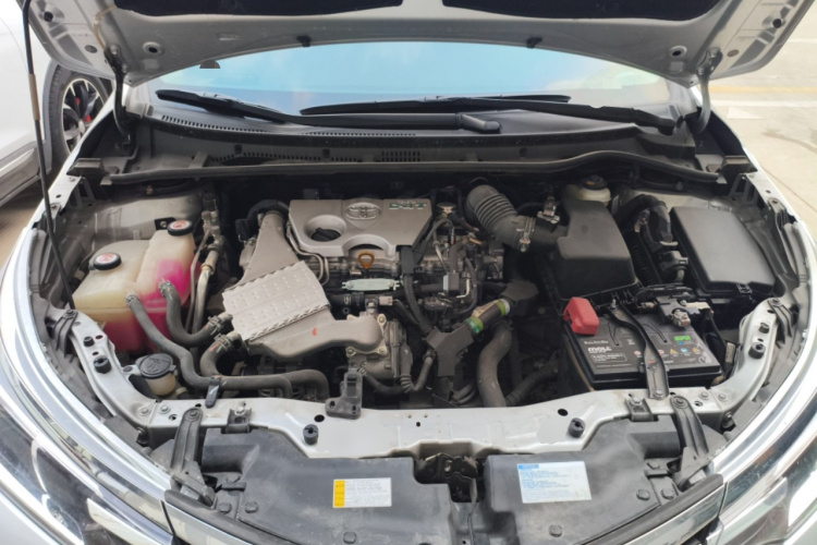 Toyota Corolla 2019 immagine di auto #22