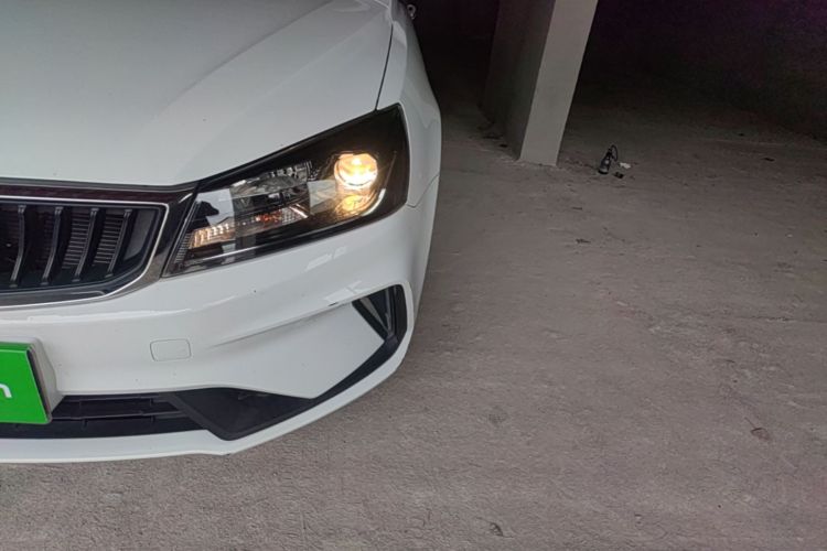 GEELY Emgrand 2021 #23 GEELY Emgrand 2021 car image #23