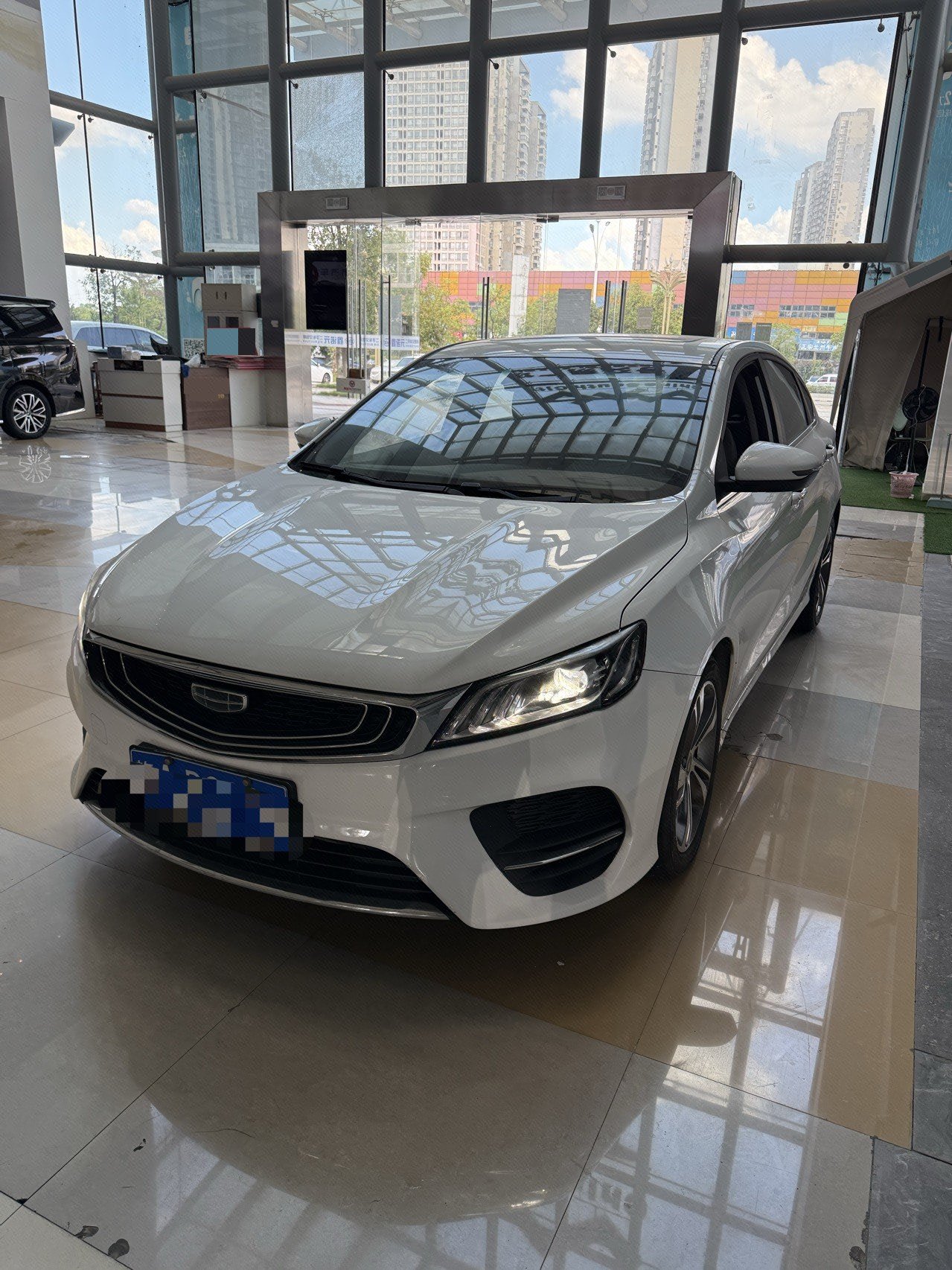 GEELY Binray 2019 car image 