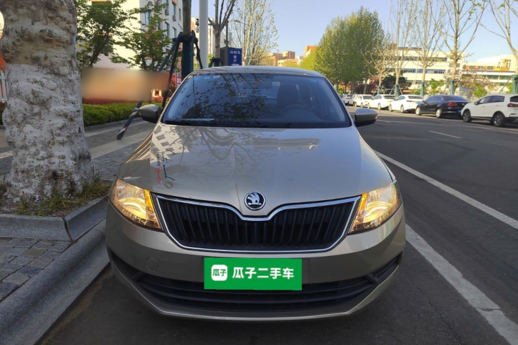 Skoda Rapid 2018 #3 Skoda Rapid 2018 image de voiture #3