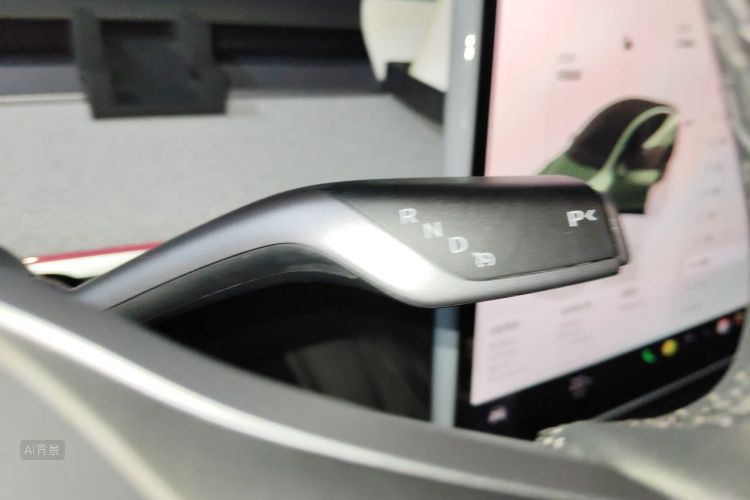 Tesla Model Y 2024 #16 Tesla Model Y 2024 immagine di auto #16