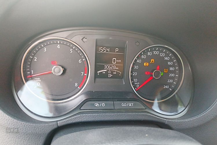 Volkswagen Polo 2018 car image #14
