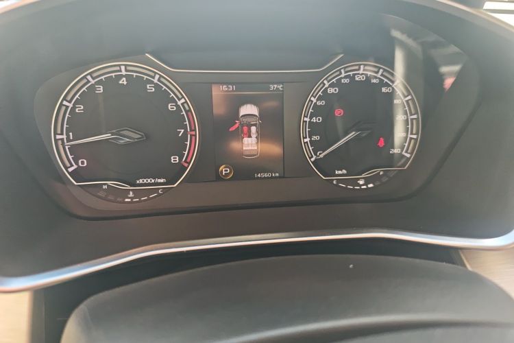 GEELY Coolray 2023 immagine di auto #12
