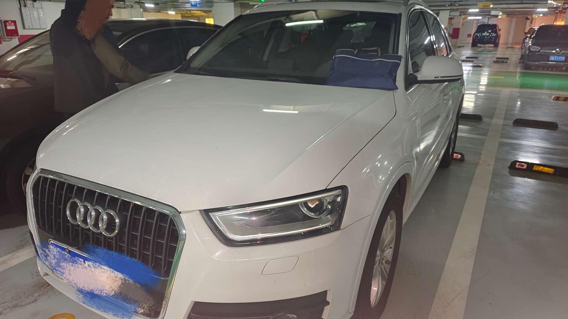 Audi Q3 2014 Audi Q3 2014 immagine di auto