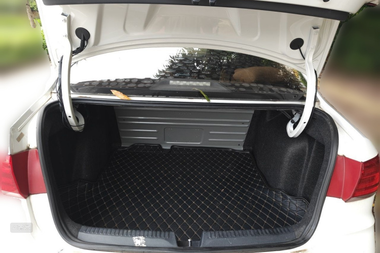 Volkswagen Santana 2019 car image #21