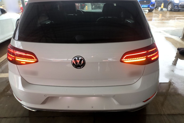 Volkswagen Golf 2018 #6 Volkswagen Golf 2018 car image #6