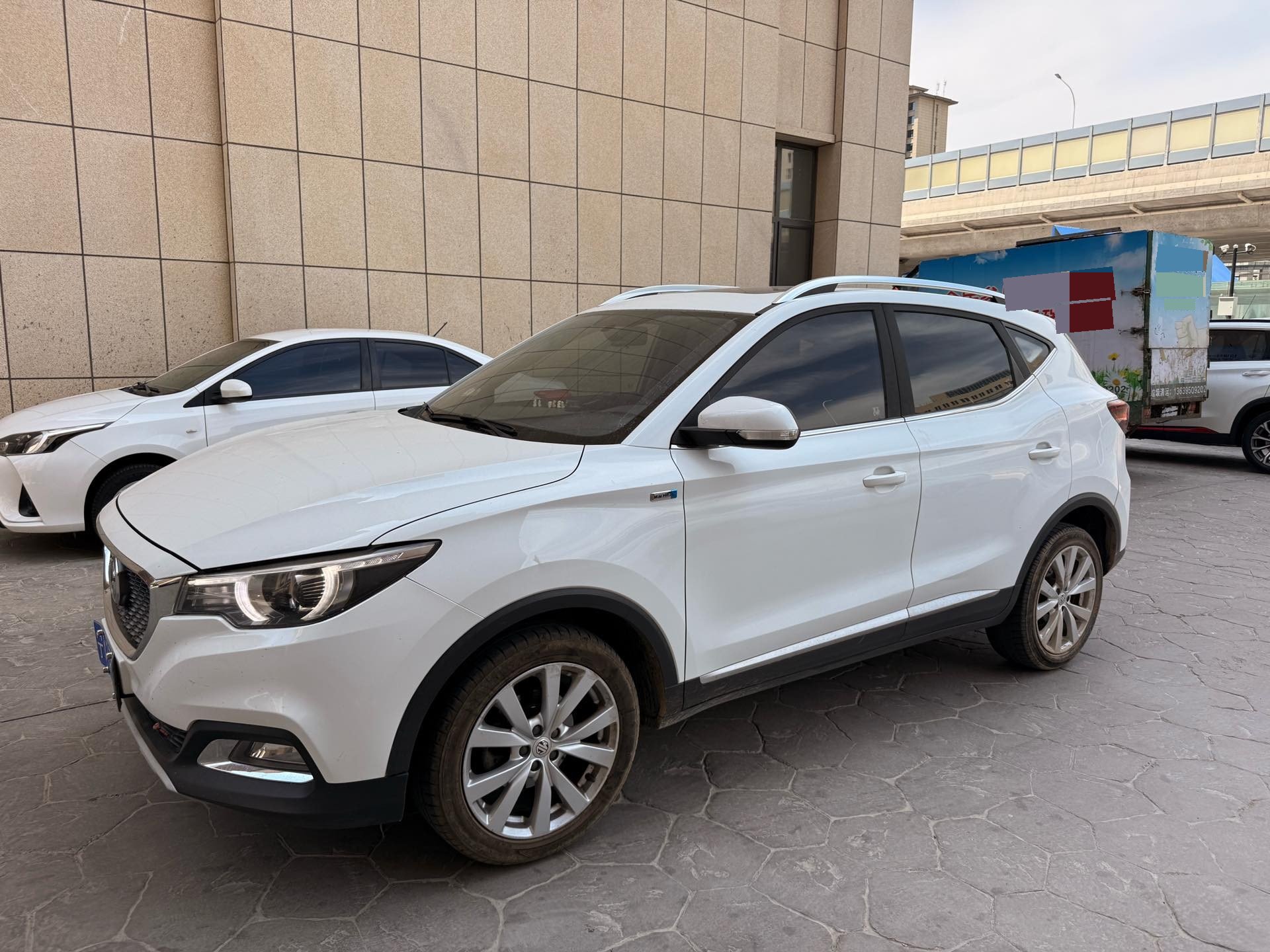MG ZS 2017 MG ZS 2017 car image