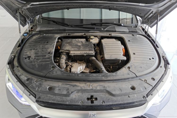 BYD Han 2023 immagine di auto #21