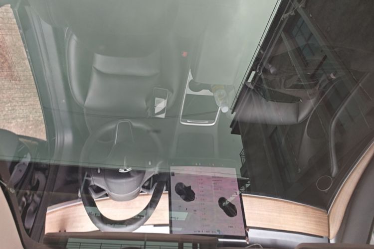 Tesla Model 3 2021 car image #18