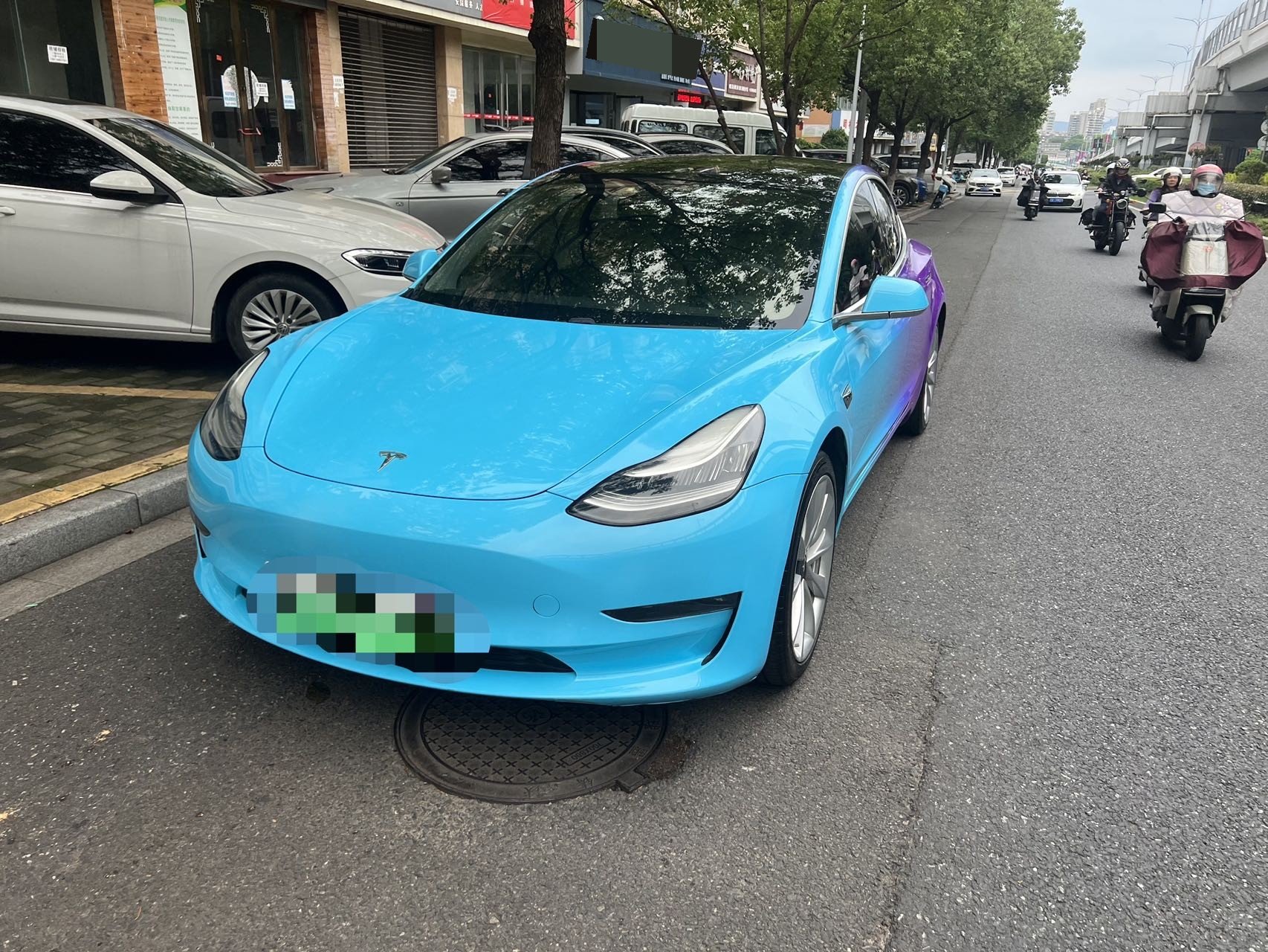 Tesla Model 3 2020 car image 