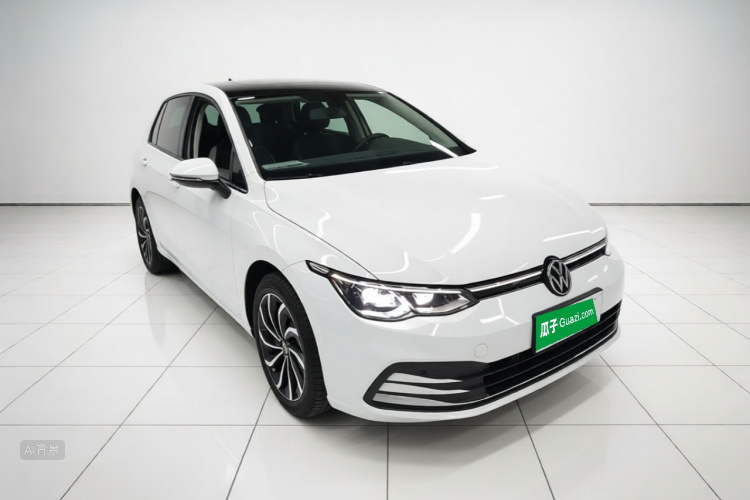 Volkswagen Golf 2021 car image #4