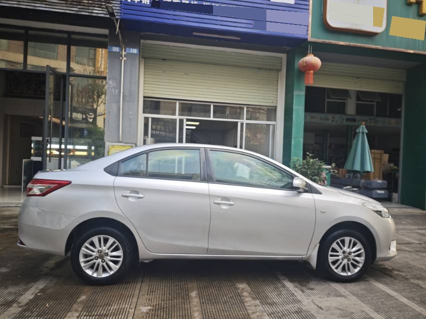 Toyota Vios 2014 immagine di auto #9