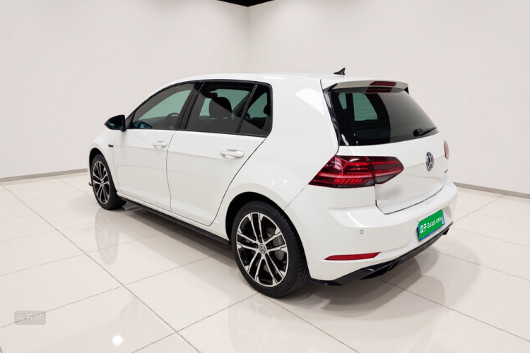 Volkswagen Golf 2019 #5 Volkswagen Golf 2019 car image #5