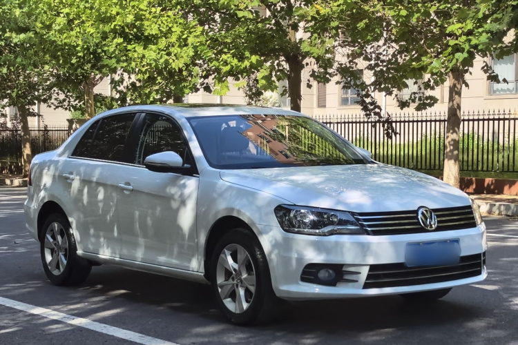 Volkswagen Bora 2015 #4 Volkswagen Bora 2015 car image #4