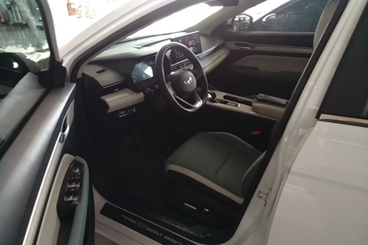 GEELY Emgrand L HiP 2022 #15 GEELY Emgrand L HiP 2022 car image #15