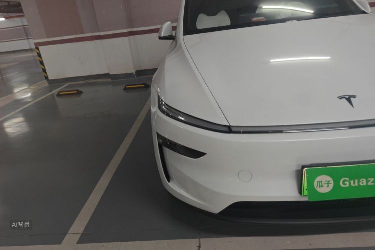 Tesla Model Y 2026 #8 Tesla Model Y 2026 car image #8