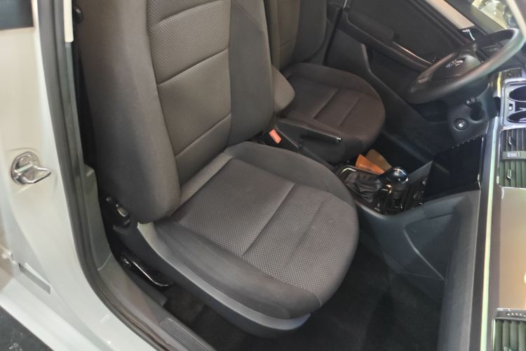 Volkswagen Bora 2018 immagine di auto #24