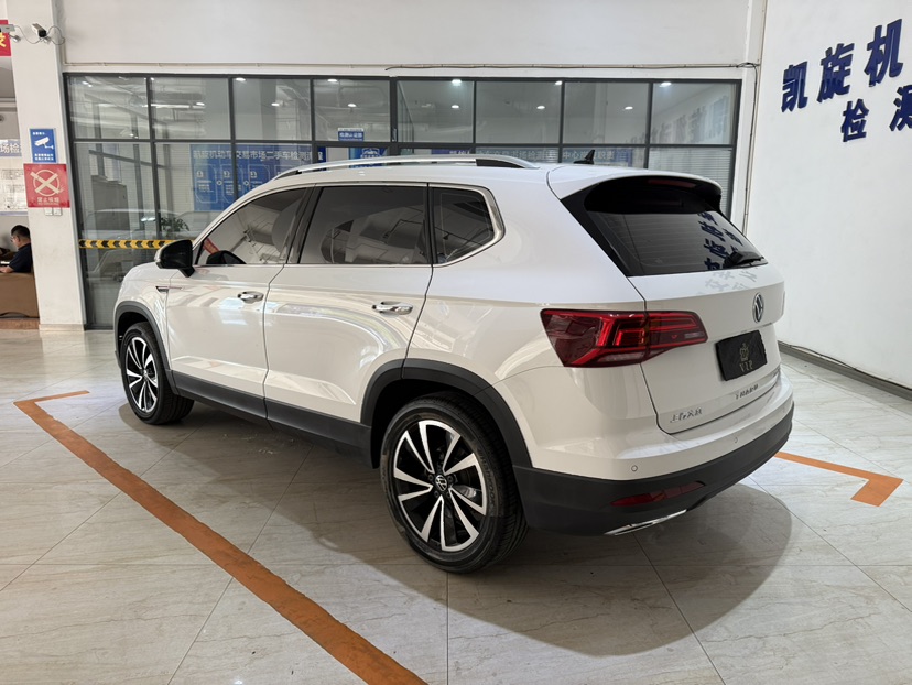 Volkswagen Tharu 2023 car image #5