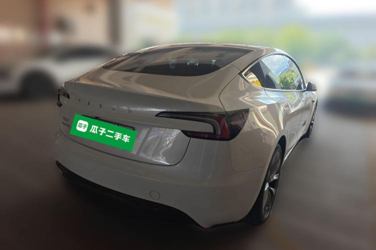 Tesla Model 3 2024 #5 Tesla Model 3 2024 car image #5