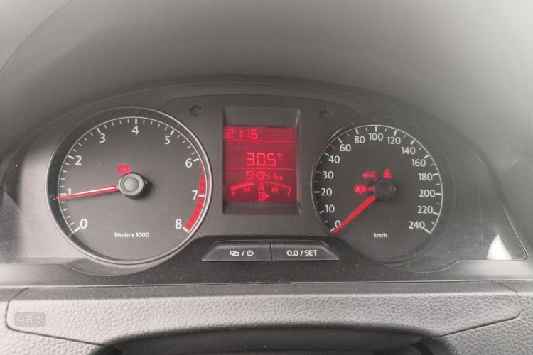 Volkswagen Santana 2016 car image #13